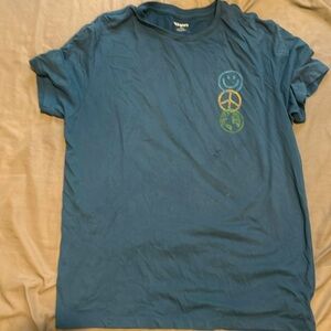 Old navy shirt